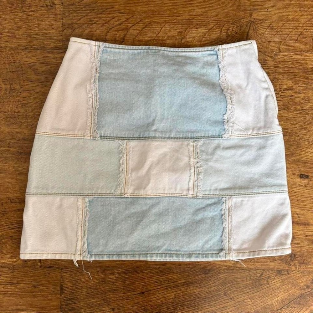 PacSun Patchwork Denim Mini Skirt Blue White Frayed Raw Edge Size 24